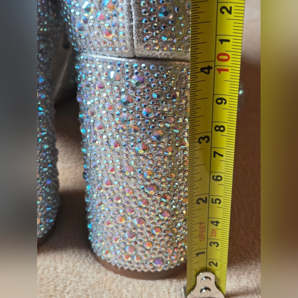 Lauren Lorraine "Jam" Silver Rhinestone Ankle Boots Size 6.5 NEW IN BOX - Picture 4 of 15